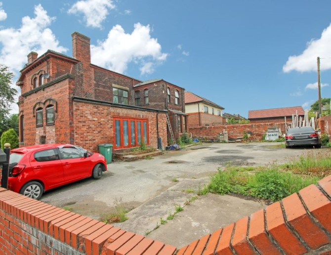 Lot Image