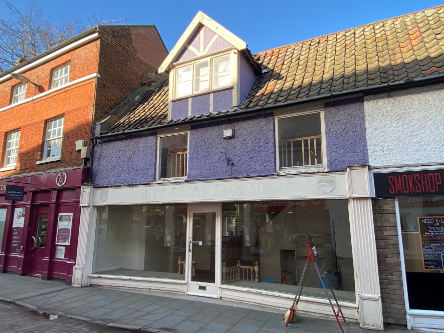 48 Market Place, North Walsham, Norfolk, NR28 9BT