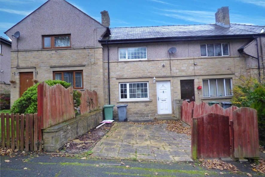 42 Roger Lane, Huddersfield, West Yorkshire, HD4 6PZ