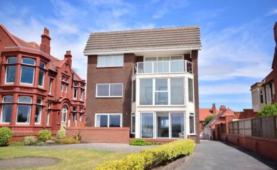 1 The Sandpipers, 53 North Promenade, Lytham St. Annes, Lancashire, FY8 2NH