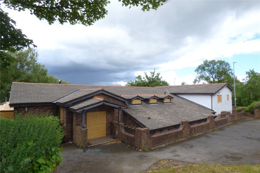 Three Arrows Inn, Moss Hall Road, Heywood, Lancashire, OL10 2RF