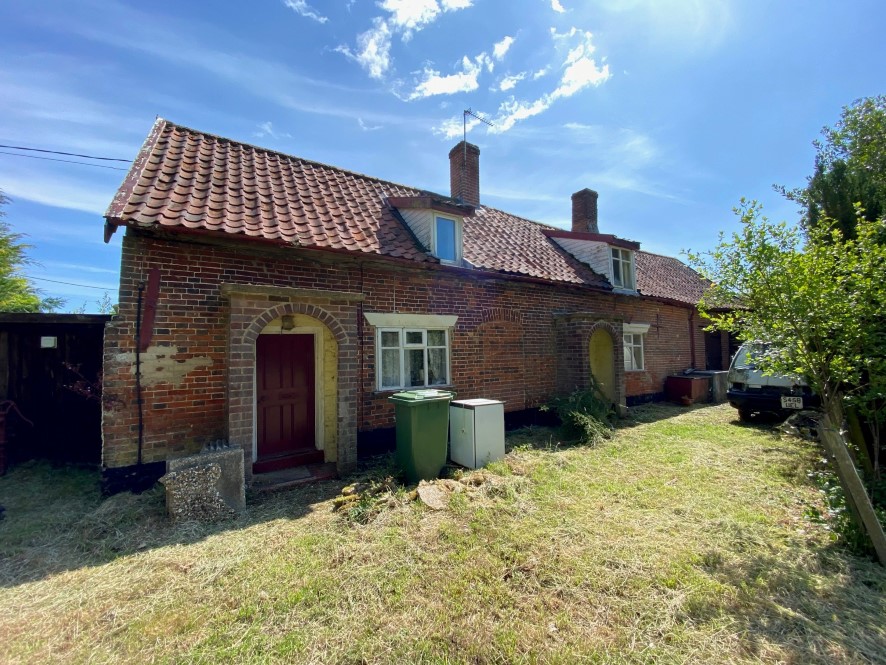 Meadowlea, Podmore, Scarning, Dereham, Norfolk, NR19 2NU