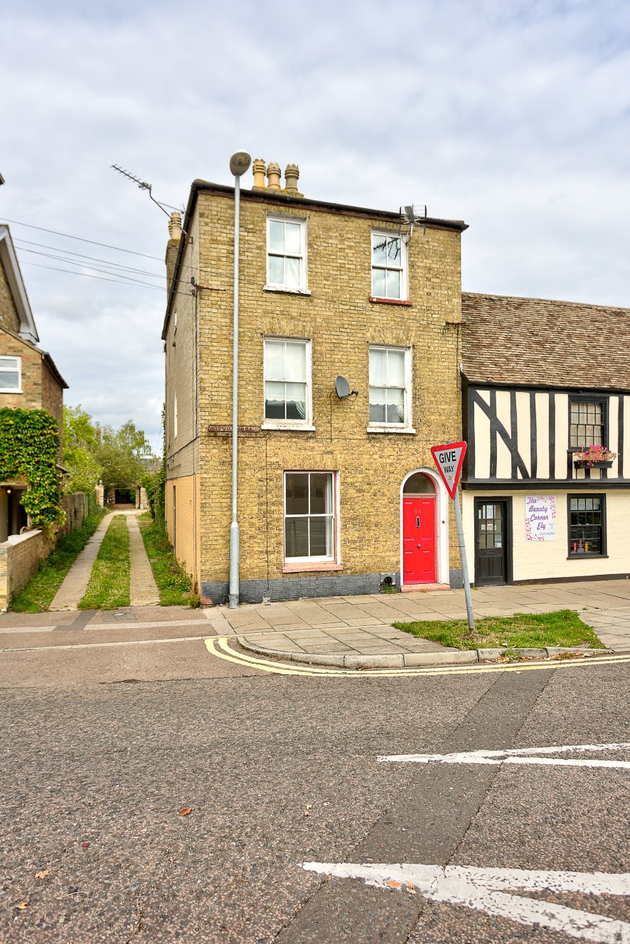 86 & 86A St. Marys Street, Ely, Cambridgeshire, CB7 4HH