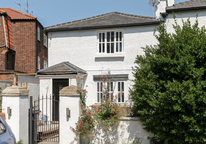 13 West Cottages, West End Lane, West Hampstead, London, NW6 1RJ