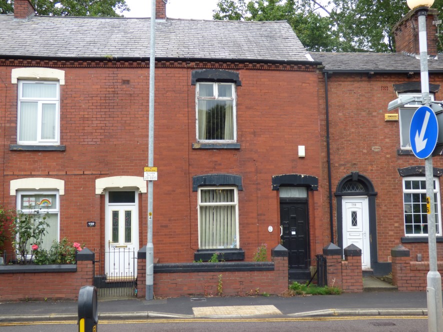 731 Ashton Road, Oldham, Lancashire, OL8 2RG