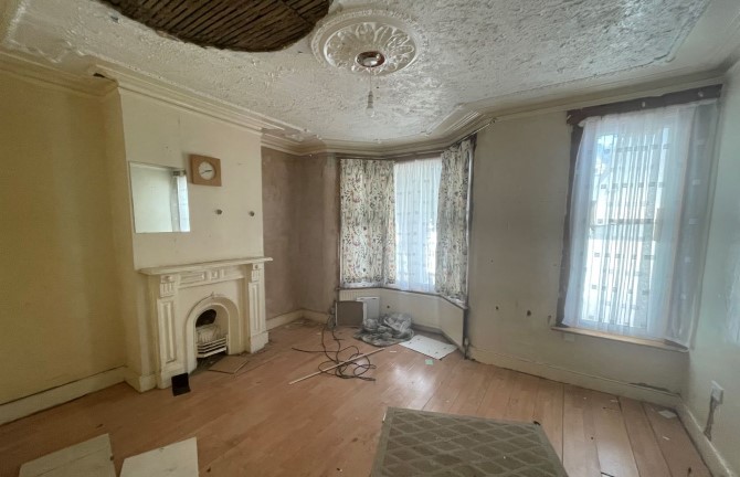 Lot Image