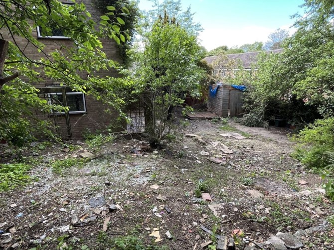 Lot Image