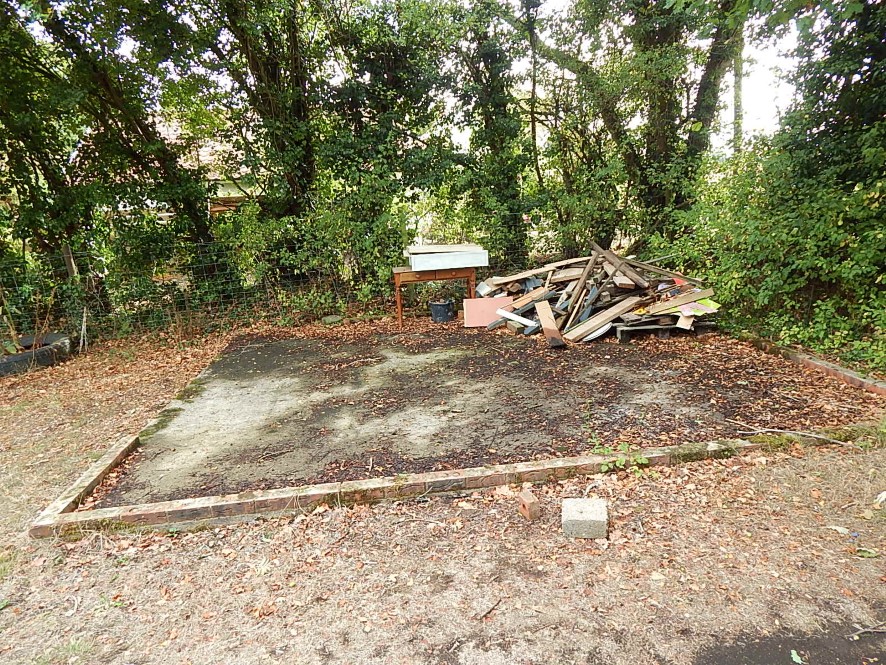 Lot Image