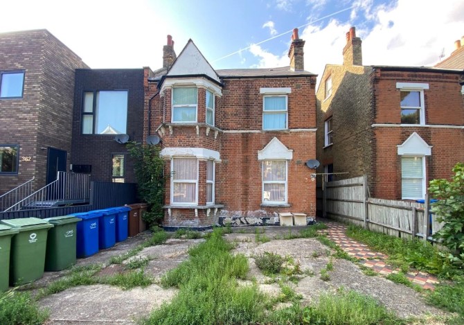 Lot Image