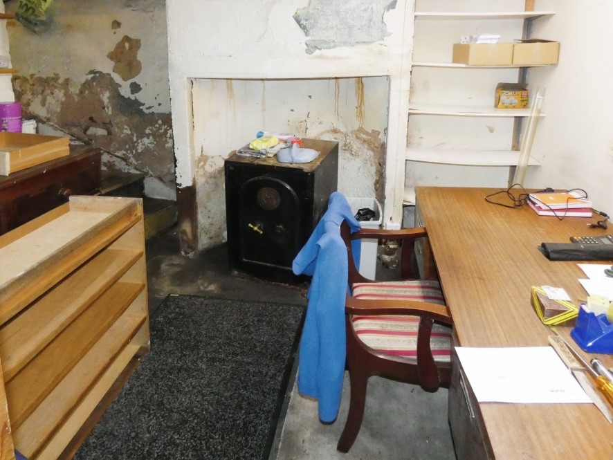 Lot Image