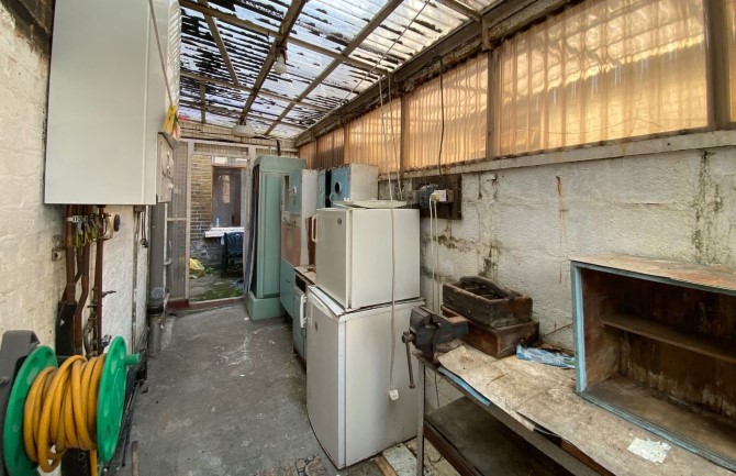 Lot Image