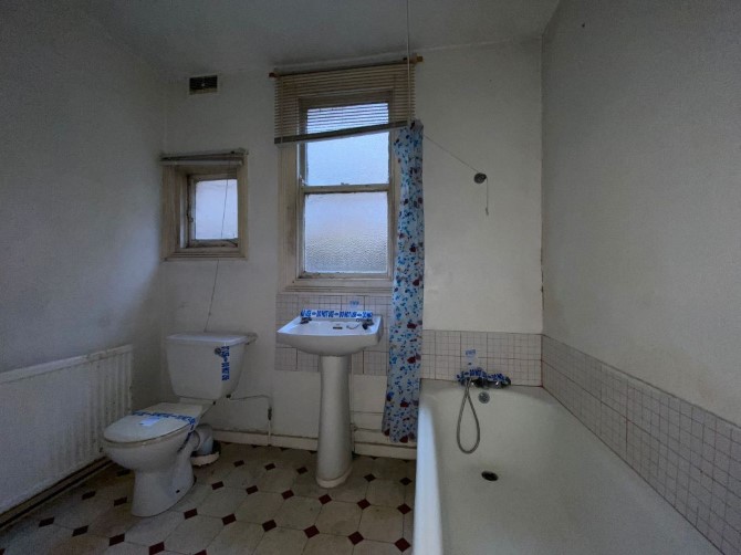 Lot Image