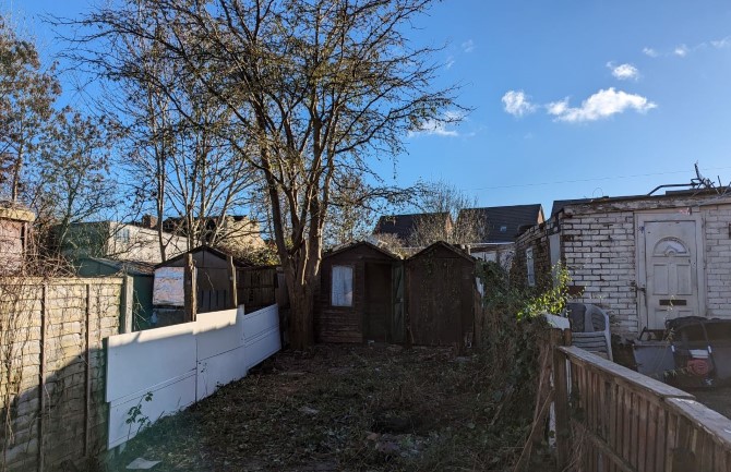 Lot Image