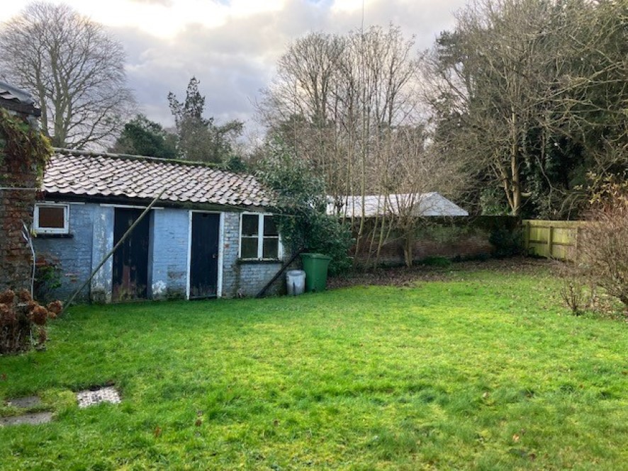 Garden with out house