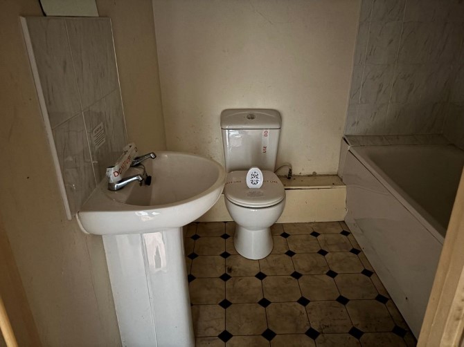Lot Image