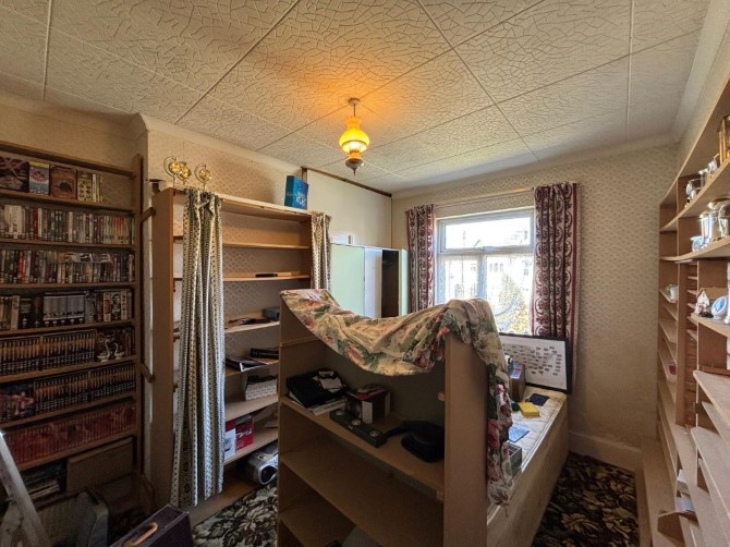 Lot Image