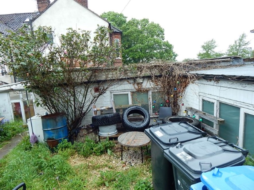 Lot Image