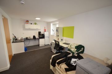 301 Tudor Studios, 164 Tudor Road, Leicester, Leicestershire LE3 5HU