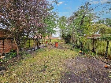 76 Grange Road, Wigston, Leicestershire LE18 1JJ