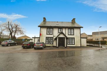 Drumlithie Inn,, Station Road, Drumlithie, Stonehaven, Kincardineshire AB39 3YT