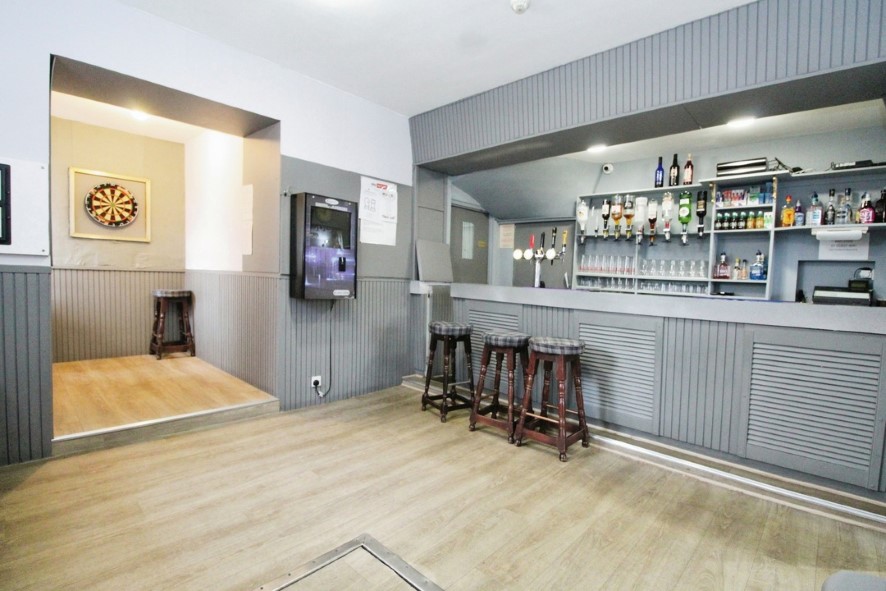 Drumlithie Inn,, Station Road, Drumlithie, Stonehaven, Kincardineshire AB39 3YT