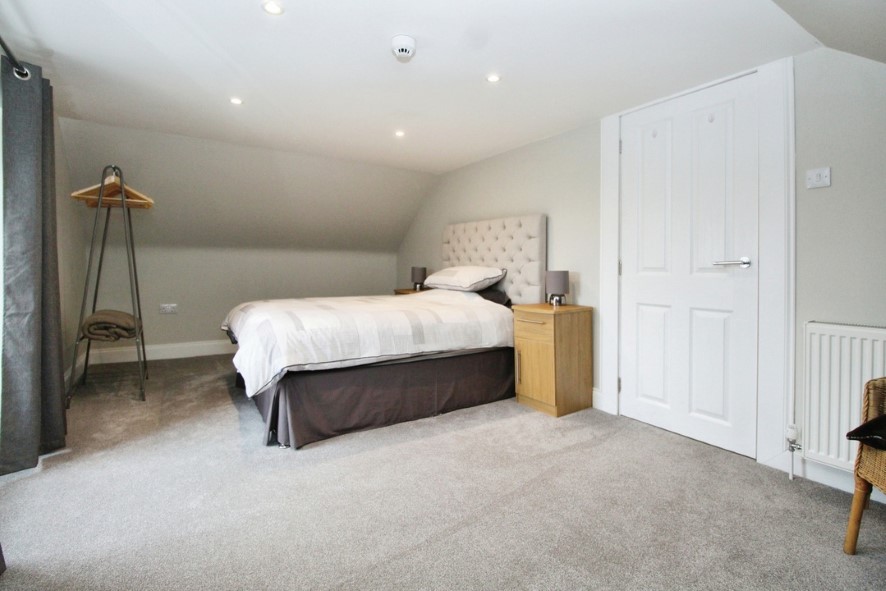 Drumlithie Inn,, Station Road, Drumlithie, Stonehaven, Kincardineshire AB39 3YT