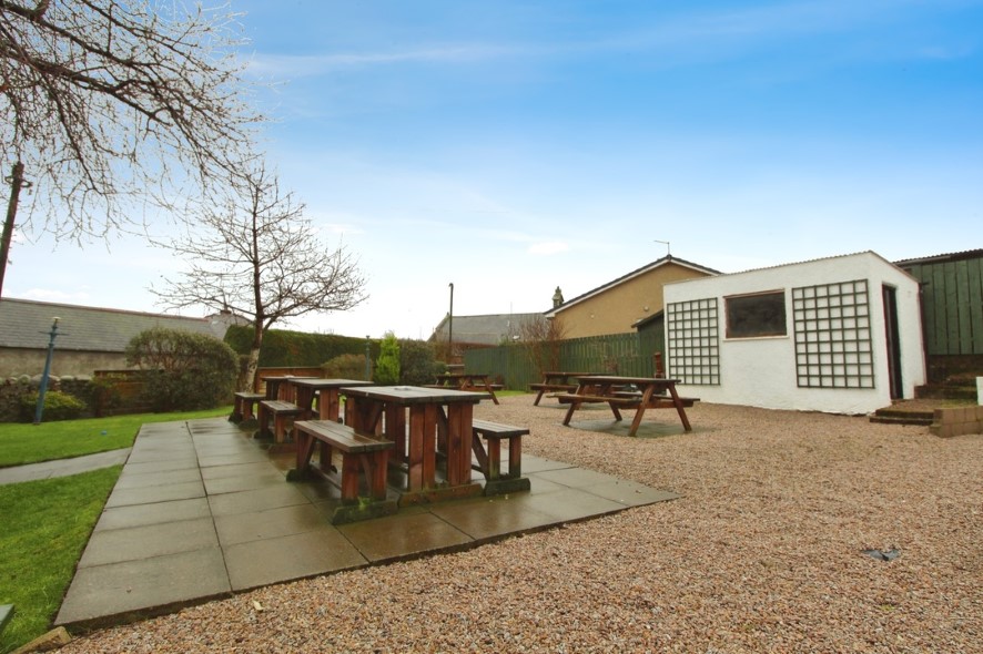 Drumlithie Inn,, Station Road, Drumlithie, Stonehaven, Kincardineshire AB39 3YT