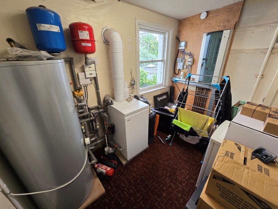 Blackadder Bar, 1 West High Street, Greenlaw, Duns, Berwickshire TD10 6XA