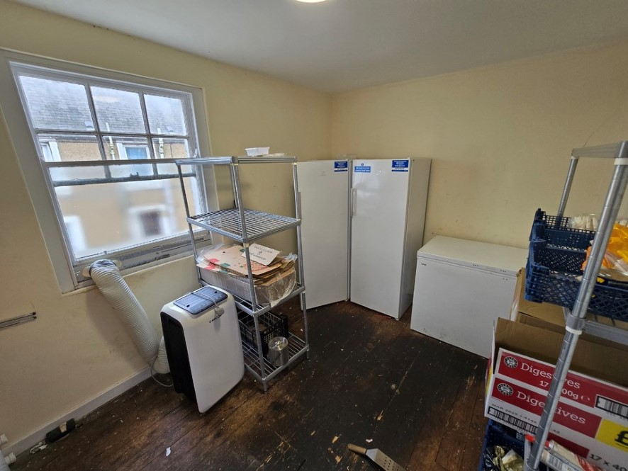 Blackadder Bar, 1 West High Street, Greenlaw, Duns, Berwickshire TD10 6XA