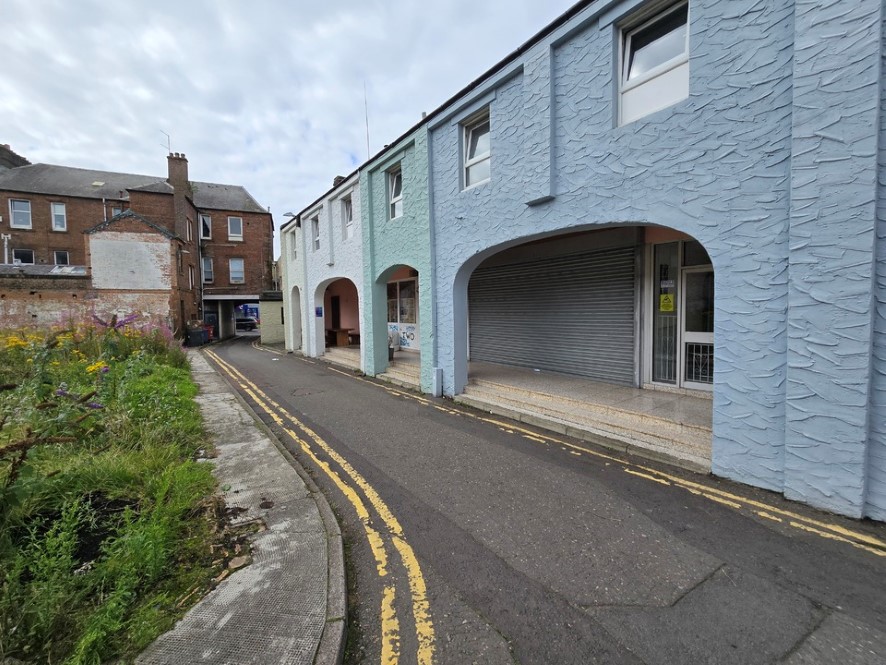 Budds Bar, 6-7 Burns Statue Arcade, Ayr, Ayrshire KA7 1SW