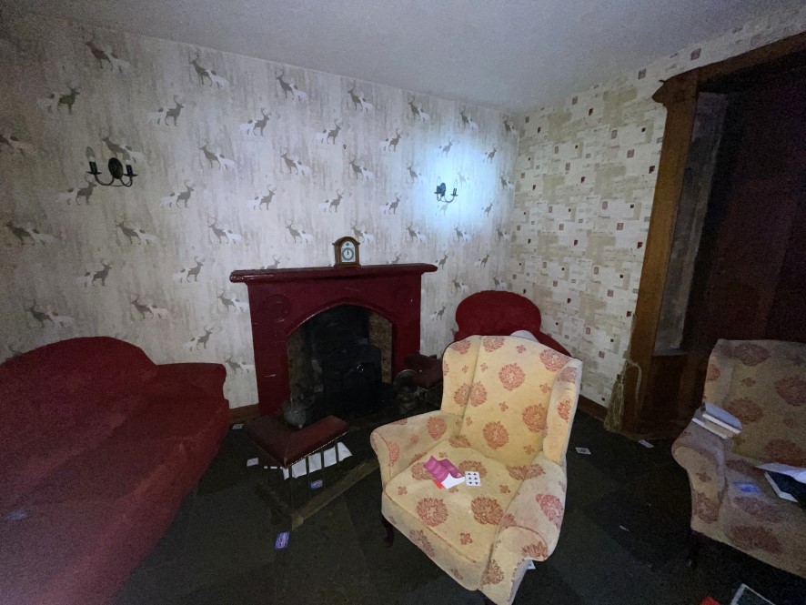 Loch Linnhe House, Achintore Road, Fort William PH33 6RW