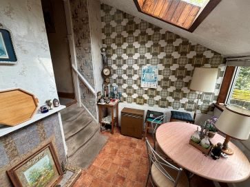 14/16 Dovecot Park, Selkirk, Selkirkshire TD7 4ES