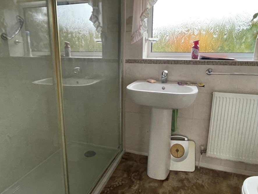 44 Gwyn Crescent, Fakenham, Norfolk NR21 8NE