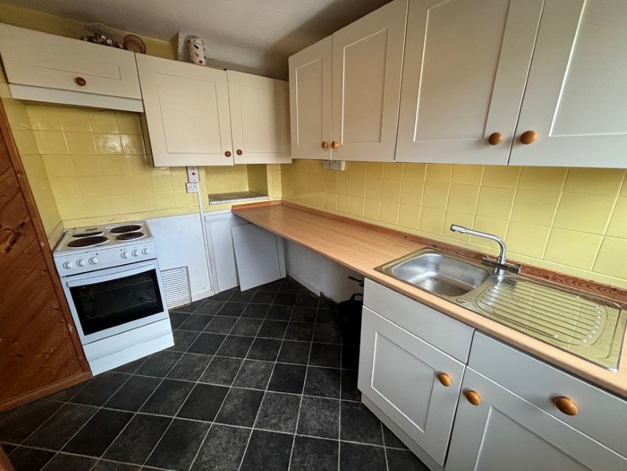 4 Glenwood Cottages, Midmar, Inverurie, Aberdeenshire AB51 7PQ