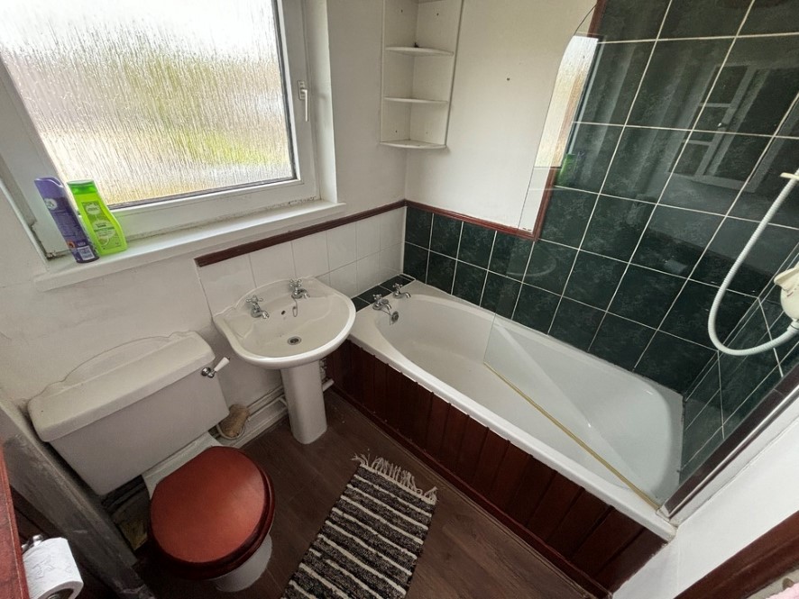 4 Glenwood Cottages, Midmar, Inverurie, Aberdeenshire AB51 7PQ