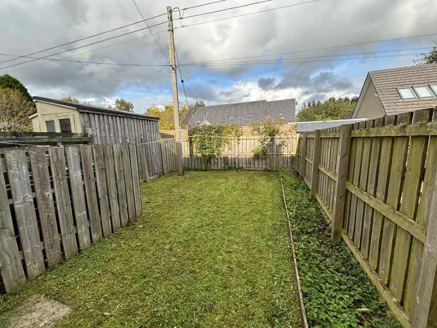 4 Glenwood Cottages, Midmar, Inverurie, Aberdeenshire AB51 7PQ