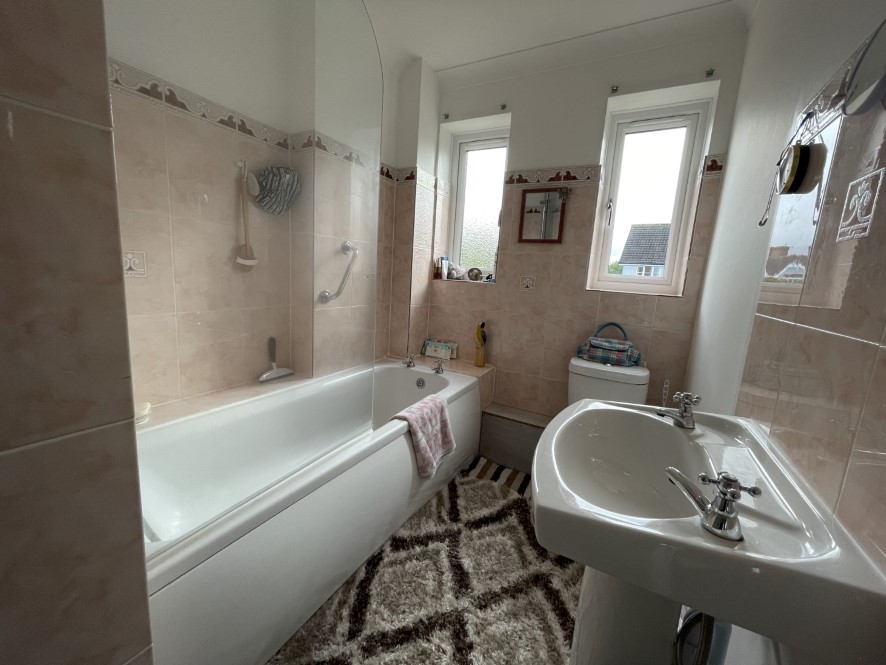 Hazel House, Nuttery Vale, Hoxne, Eye, Suffolk IP21 5BB