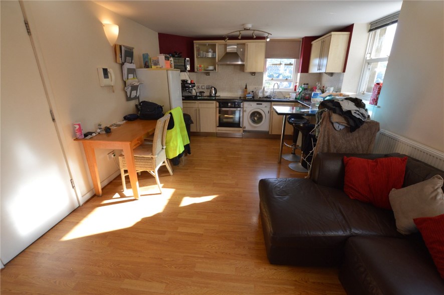 Apt 4 Boothroyds House, 45 Carlton Road, Dewsbury, Dewsbury , West Yorkshire WF13 2NG