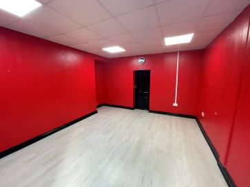 123 High Street, Dundee DD2 3BX