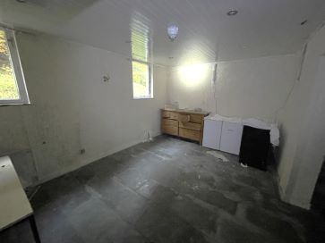 Loch Linnhe House, Achintore Road, Fort William PH33 6RW