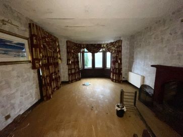 Loch Linnhe House, Achintore Road, Fort William PH33 6RW