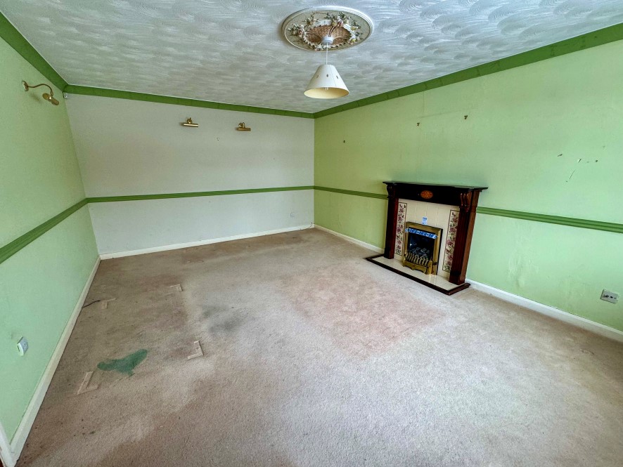 55 Godre'r Coed, Gwernymynydd, Mold, Flintshire CH7 4DS