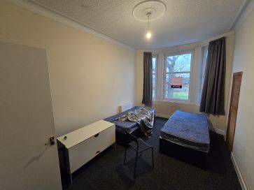 1/2, 2164 Dumbarton Road, 2164 Dumbarton Road, Glasgow, Lanarkshire G14 0JJ