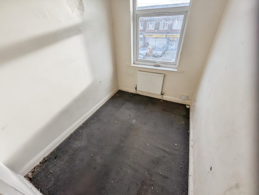 220 Burnaby Road, Radford, Coventry, West Midlands CV6 4AY