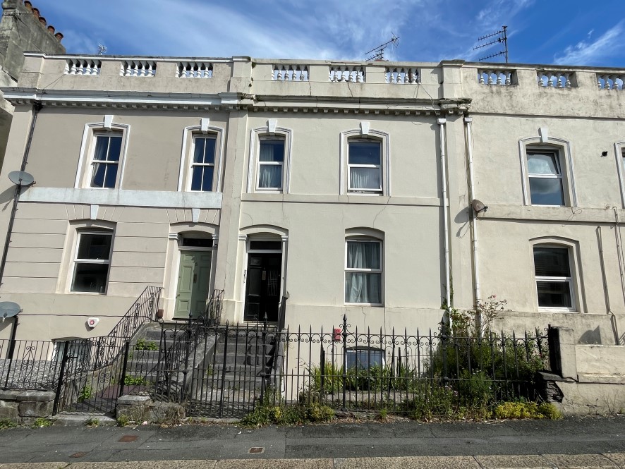 6 Hill Park Crescent, Mutley, Plymouth, Devon PL4 8JW
