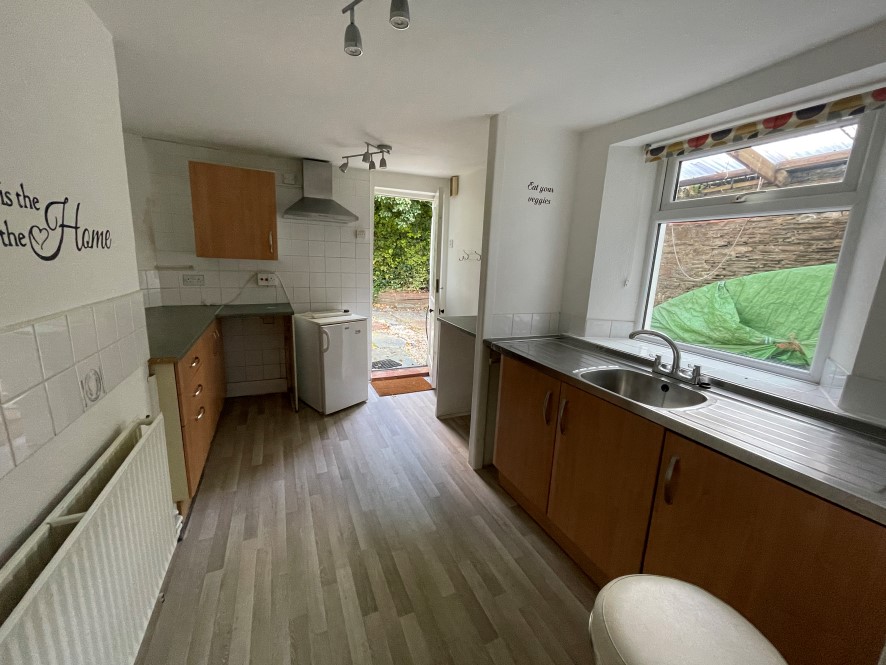 6 Hill Park Crescent, Mutley, Plymouth, Devon PL4 8JW