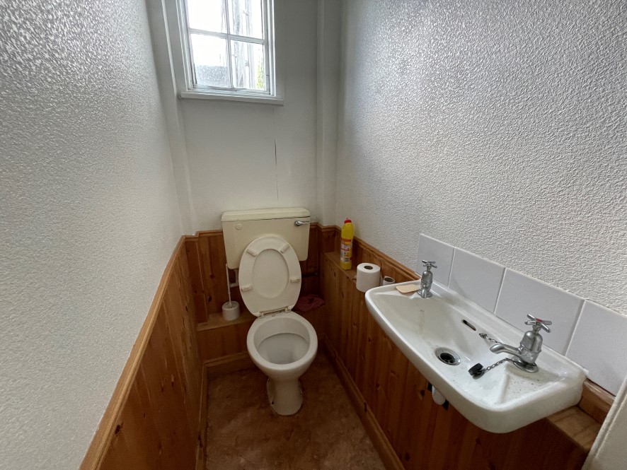 6 Hill Park Crescent, Mutley, Plymouth, Devon PL4 8JW