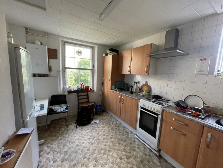 6 Hill Park Crescent, Mutley, Plymouth, Devon PL4 8JW