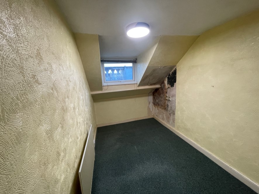 6 Hill Park Crescent, Mutley, Plymouth, Devon PL4 8JW