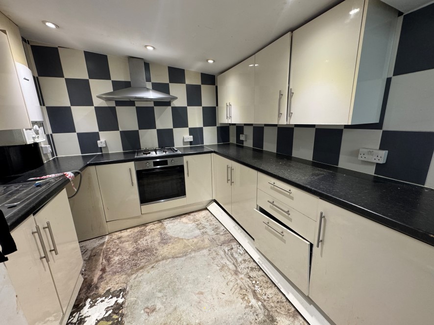 135 Healy Place, Stoke, Plymouth, Devon PL2 1BD